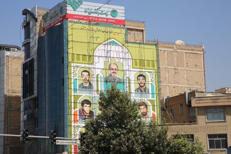 تبلور ایثار و شهادت در کرج با بهره‌گیری از نمادهای دفاع مقدس