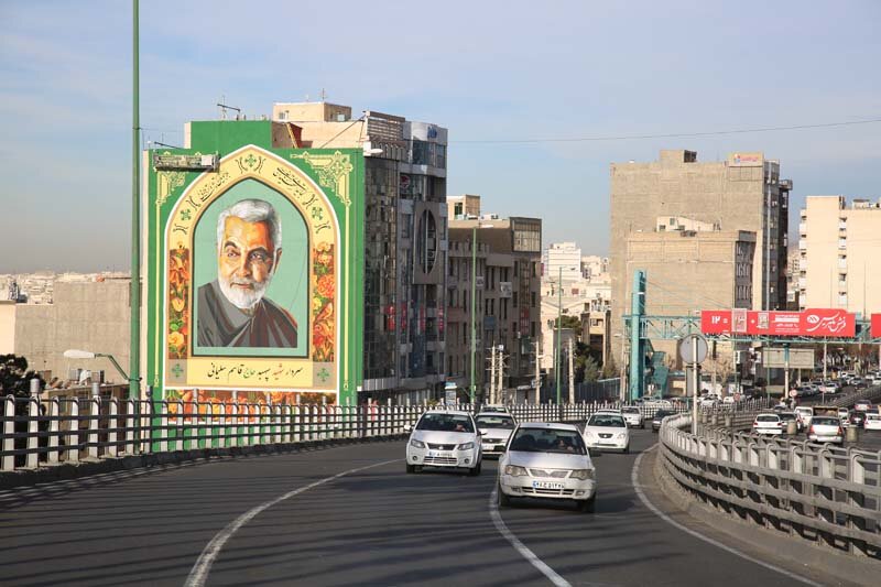 تبلور ایثار و شهادت در کرج با بهرهگیری از نمادهای دفاع مقدس