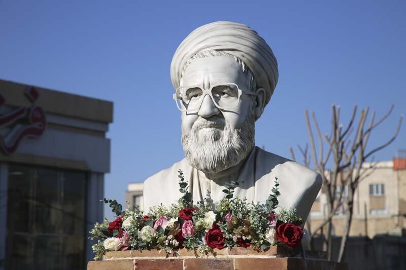 تبلور ایثار و شهادت در کرج با بهرهگیری از نمادهای دفاع مقدس