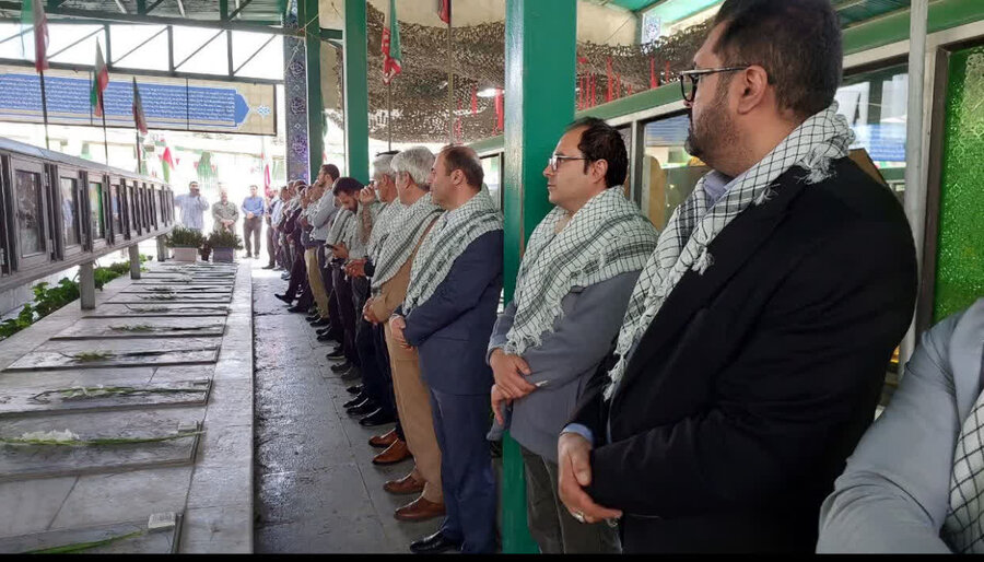 تجدید بیعت دوباره اعضای شورای شهر با آرمانهای شهدا