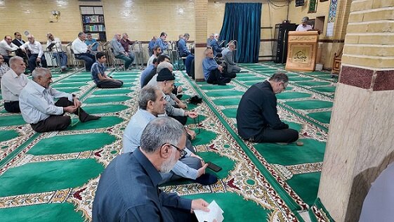 مسئولان شهری کرج با مردم محله حسین‌آباد دیدار کردند
