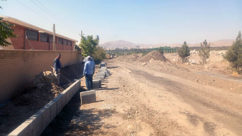 بلوار جمهوری به بلوار کمالیدهقان متصل میشود