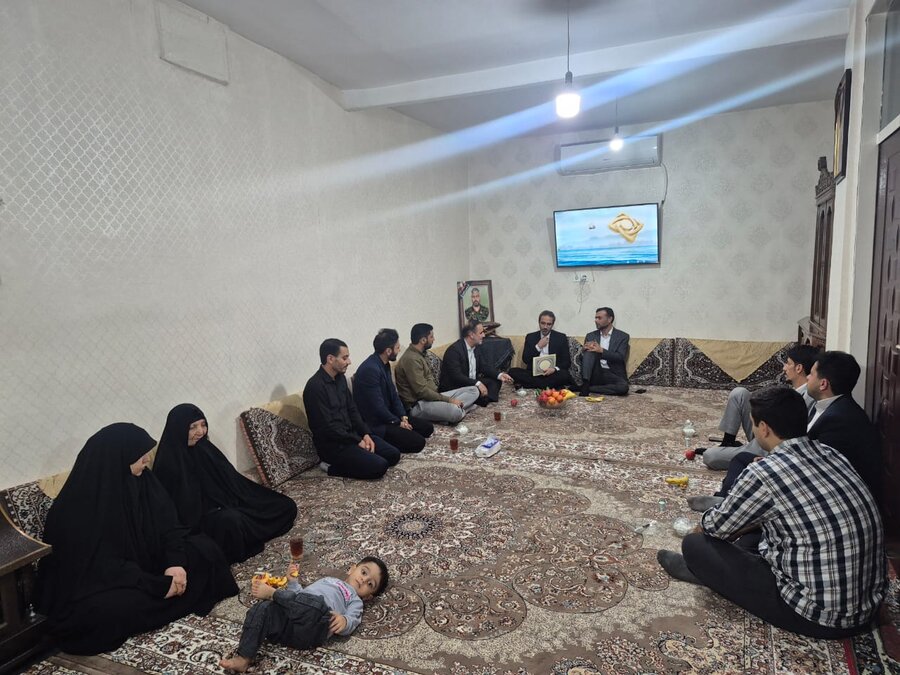دیدار اعضای شورای شهر با خانواده معظم شهید عبدی 