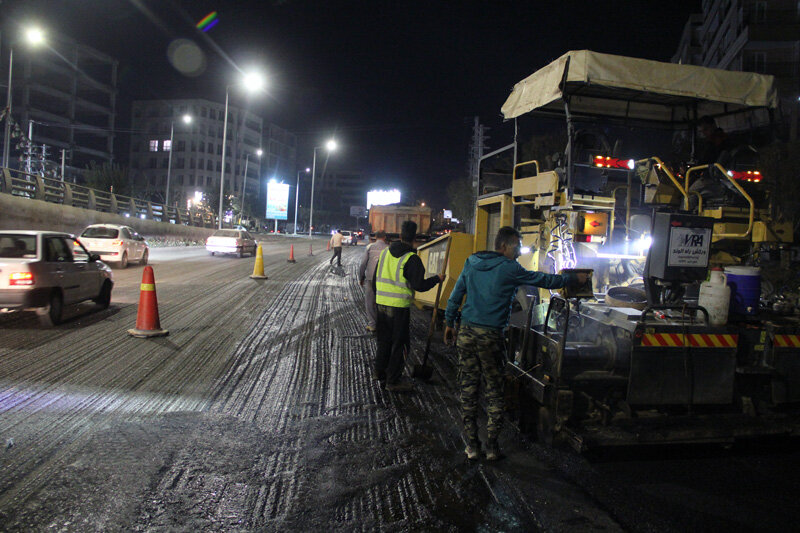بودجه تولید و توزیع آسفالت 2 برابر شد/ تراش و روکش مکانیزه معابر به صورت شبانهروزی