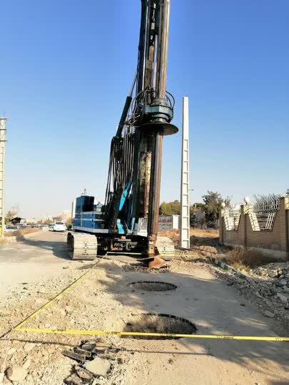 احداث تقاطع غیرهمسطح شیخ آباد آغاز شد/ رفع گره ترافیکی منطقه