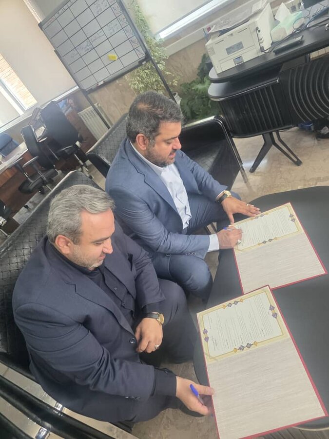 تفاهمنامهای از جنس مسئولیت اجتماعی/ از آموزش تا توانمندسازی اقشار آسیبپذیر