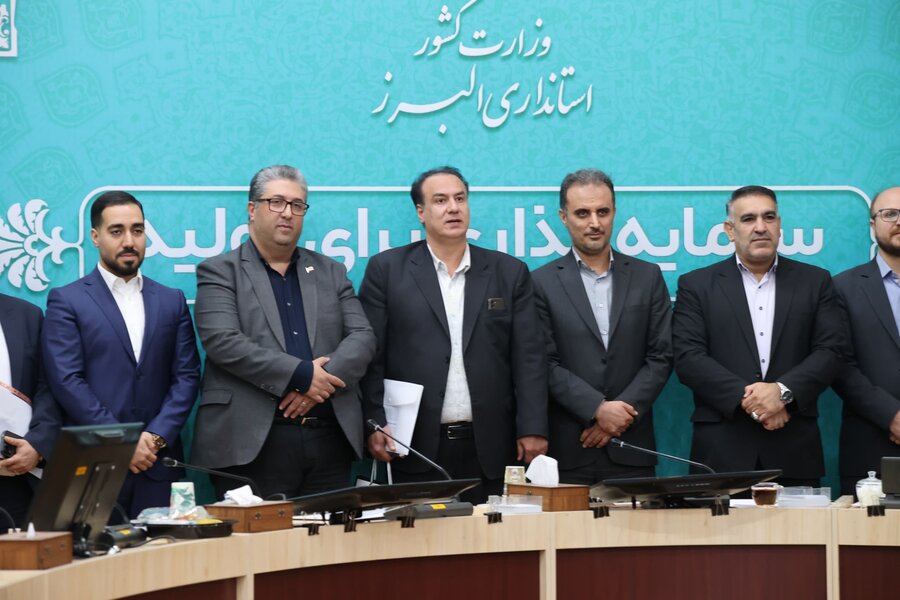 نام مدیر کل ارتباطات شهرداری کرج در صدر مدیران برتر استان قرار گرفت