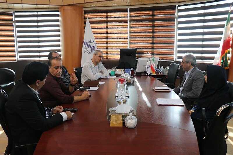 نشست هماندیشی سازمان ساماندهی مشاغل شهری با شورای مرکز بهداشت شرق کرج برگزار شد