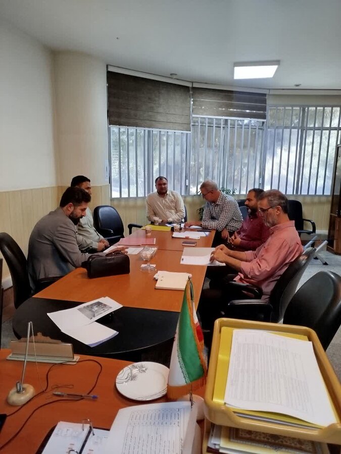 برخورد قاطع با صنوف مزاحم انجام می شود