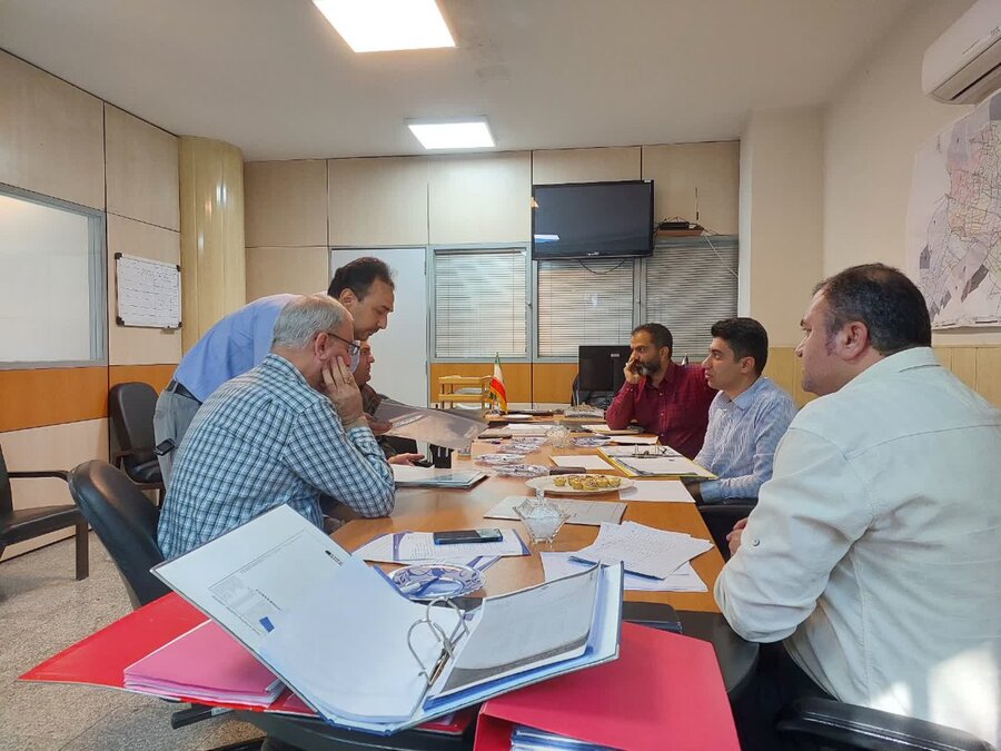 برخورد قاطع با صنوف مزاحم انجام می شود