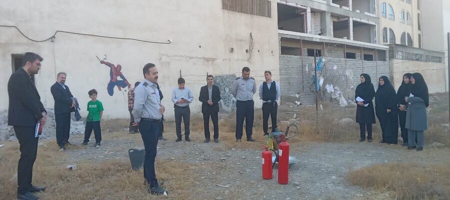 سازمان آتشنشانی پیشگام در پدافند شهری/ برپایی دورههای آموزشی و کارگاهی