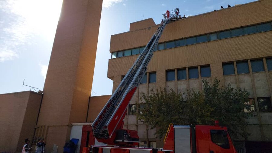 مانور اطفای حریق در بیمارستان البرز برگزار شد
