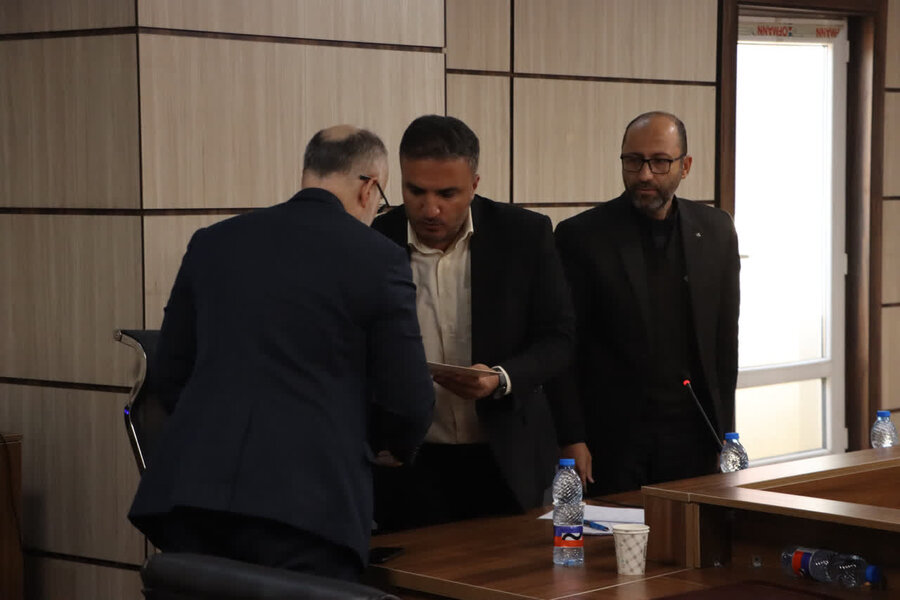 نشست فرماندهان پایگاههای بسیج شهرداری کرج برگزار شد