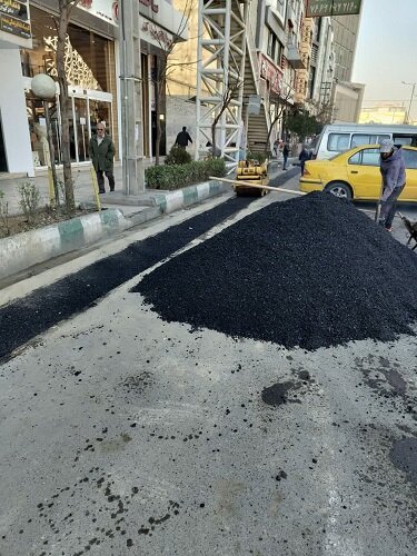  ۵۶۰۰ متر مربع عملیات آسفالت در معابر منطقه ۷ اجرا شد