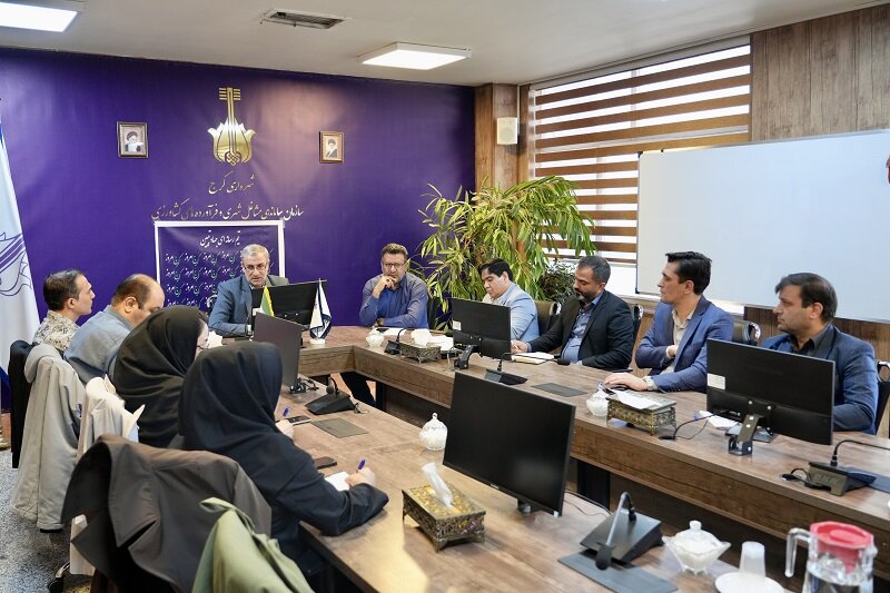 دکهها شناسنامهدار شدند/ بدهی دکهداران در آستانه صفر شدن