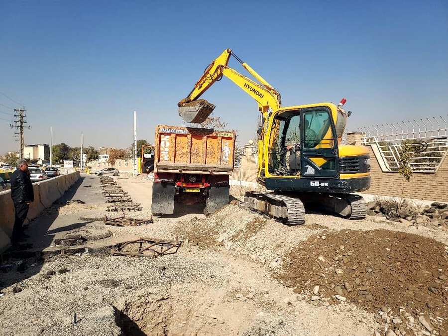 عملیات عمرانی در پروژه تقاطع غیرهمسطح شیخ‌آباد کرج در جریان است