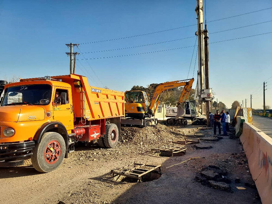 عملیات عمرانی در پروژه تقاطع غیرهمسطح شیخ‌آباد کرج در جریان است