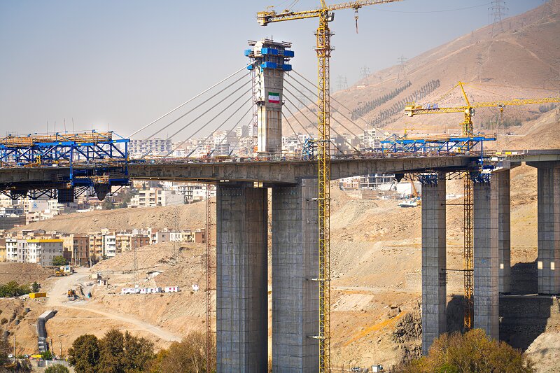 پل B1 نماد شکوه مهندسی ایرانی در آزادراه شمالی کرج/ بلندترین پل خاورمیانه 