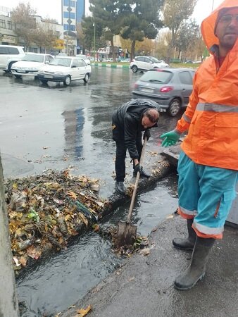 لایروبی گسترده جوی‌ها و انهار منطقه ۷ انجام شد