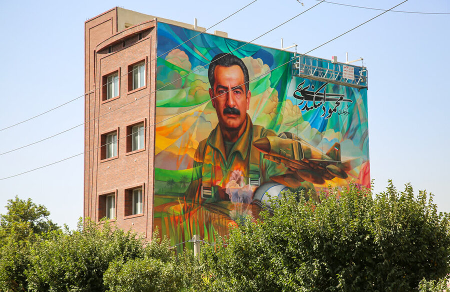 دیوارنگاره یادبود "خلبان محمود اسکندری" کاندید برترین نقاشی‌ دیواری جهان شد