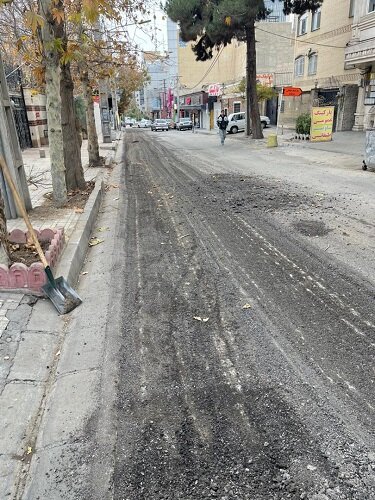 نصب علائم ترافیکی و ایمنسازی معابر در منطقه ۷ شهرداری کرج