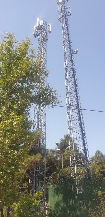 دکلهای مخابراتی بلوار مولانا تجمیع شد