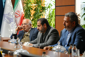 اعضای شورای شهر مشهد از ناوگان تاکسی‌های برقی کرج دیدن کردند