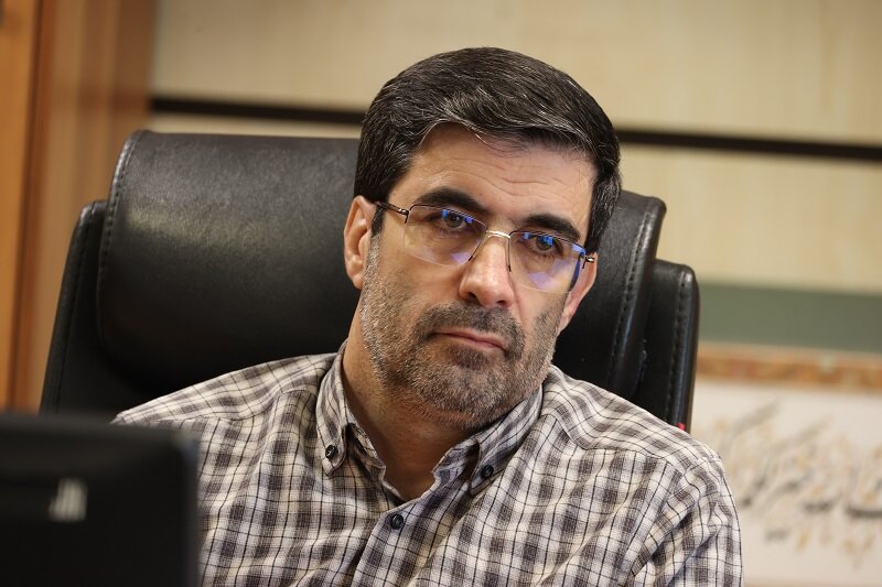 ضرورت فرهنگ‌سازی اقامه نماز جماعت در ادارات و تشویق کارکنان به حضور حداکثری