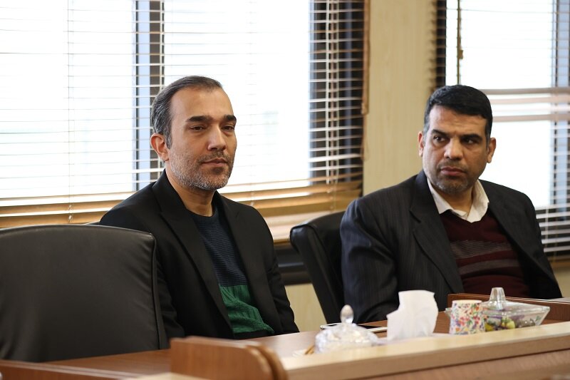 ضرورت فرهنگسازی اقامه نماز جماعت در ادارات و تشویق کارکنان به حضور حداکثری