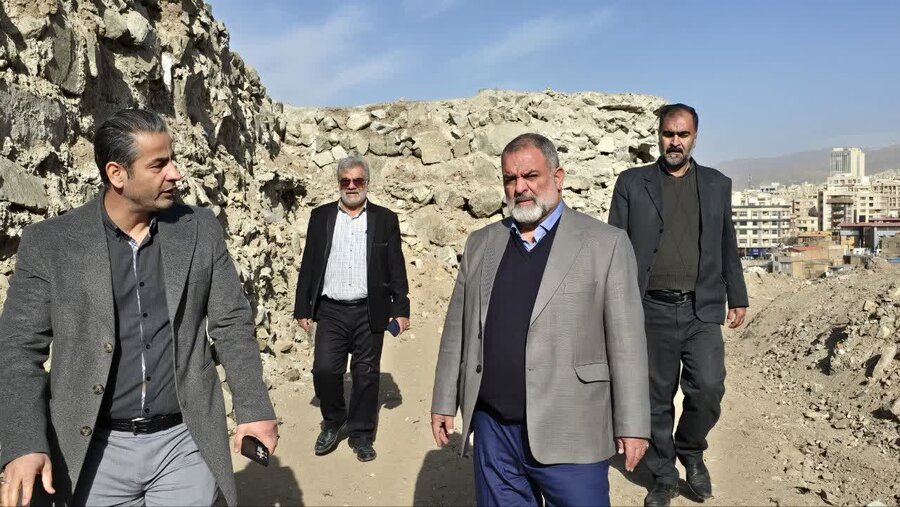 منازل تملک شده در خیابان شهید مصطفایی تبدیل به بوستان می‌شود