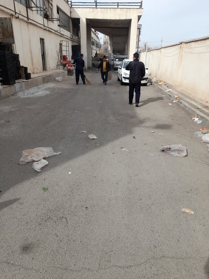 جهادگران، بازار میوه و ترهبار کیانمهر را پاکسازی کردند