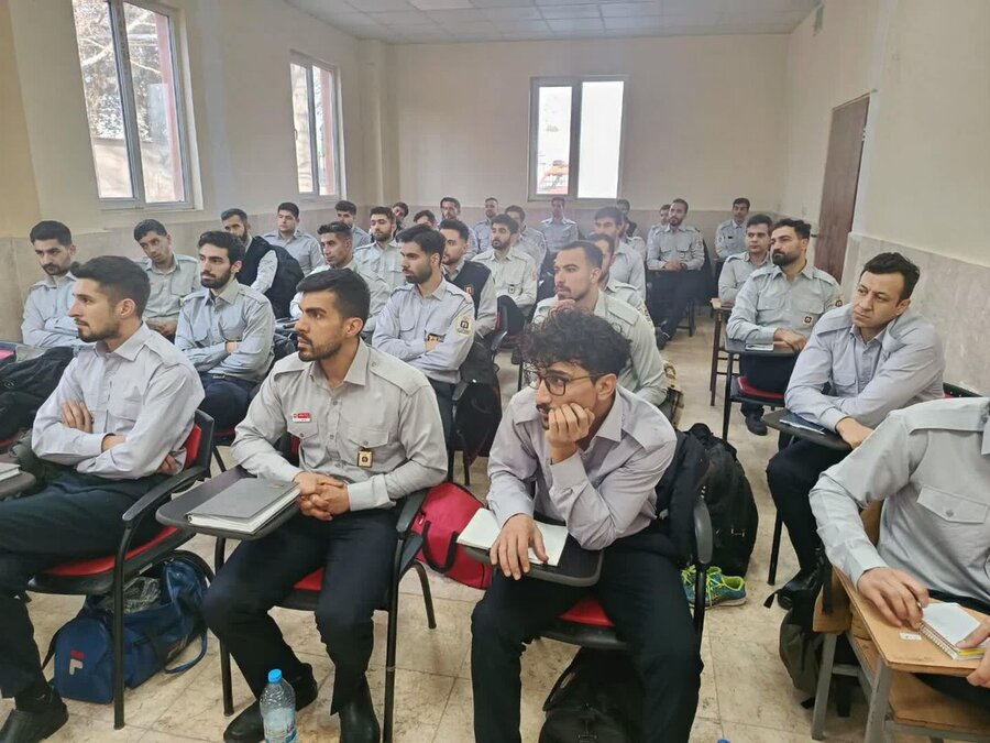 ۷۰ نیروی تازهنفس در مسیر تبدیل به قهرمانان ایمنی شهر قرار گرفتند
