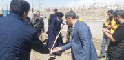 کاشت نهال در پارک پرواز با حضور امام جمعه کرج