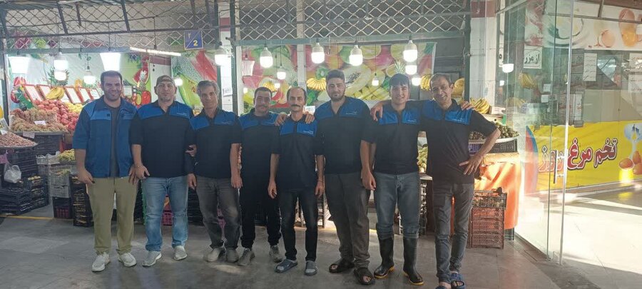 لباس فرم کارکنان غرفههای بازار روزهای کرج یکدست شد