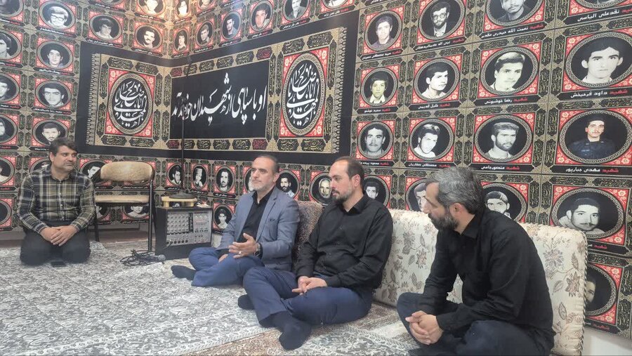 ۸ ماه به انتظار شهادت/ دیدار علیرضا رحیمی با خانواده شهیدان فاطمی‌نژاد