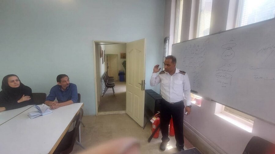 اصول ایمنی و مقابله با حوادث در ۱۱ فرهنگسرای کرج آموزش داده شد