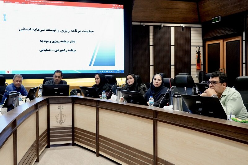 برگزاری نشست هماندیشی روسای ادارات برنامه ریزی مناطق و سازمان های شهرداری کرج