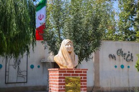 سردیس تجلی وفاداری و ایثار در مقابل ورودی پارک بانوان جهانشهر جانمایی شد