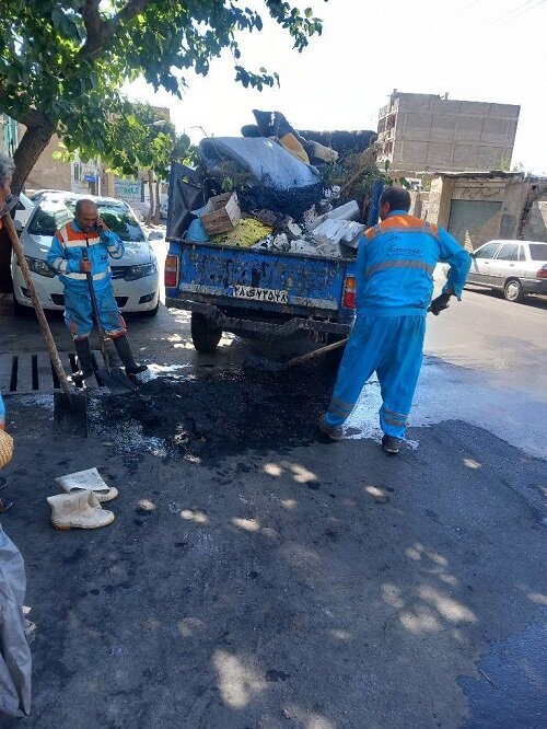 آغاز عملیات لایروبی منهول‌ها، انهار و مسیل‌های شهر کرج
