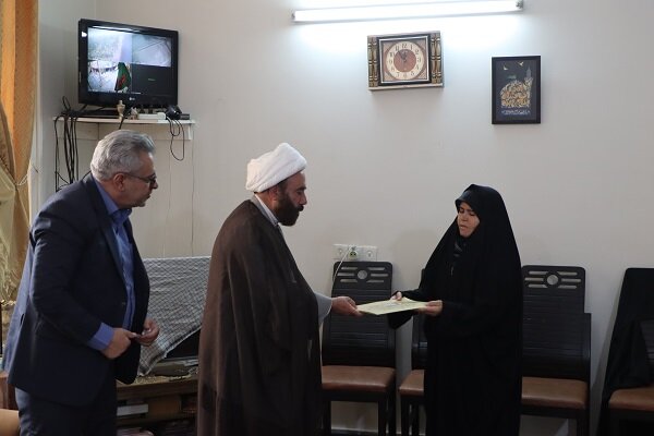روایت دوباره ایمان و ایثار در دیدار با خانواده جانبازشهید نیکخواه