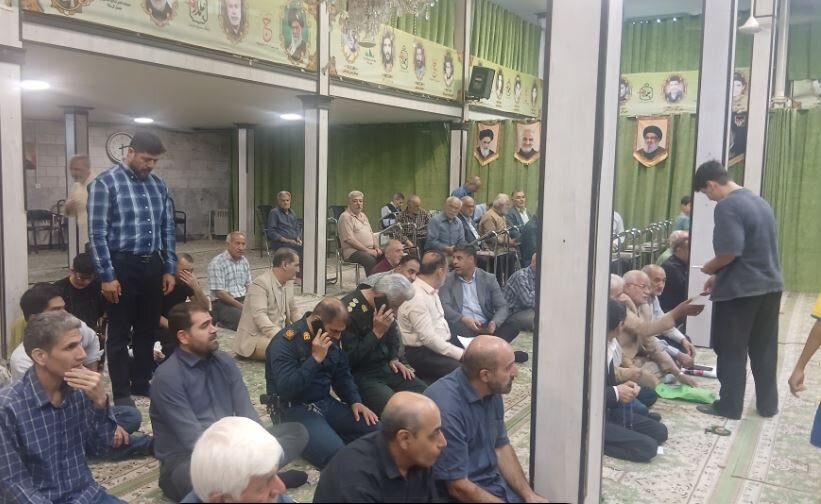 دیدار چهره‌به‌چهره مدیر منطقه ۶ کرج و عضو شورای شهر با اهالی حصارک بالا