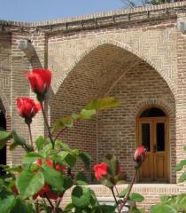 درب­های کاروانسرای شاه عباسی کرج گشوده شد