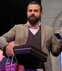 «رخ دیوانه» بهترین فیلم جشنواره فیلم فجر 33 شد/ همه برگزیدگان سیمرغ
