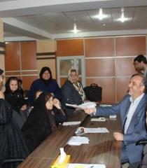 ملاقات مردمی مسئولین به منظور برقراری ارتباط مستقیم با مردم انجام می شود